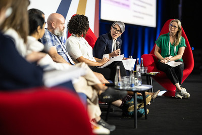 Plenary session chaired by Bianca Pilla at the Global Evidence Summit
