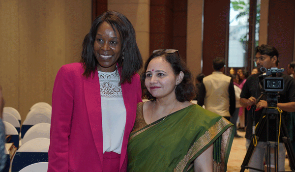 Ms Kavita Khasa and Dr Mary Moyana at the JBI Australia Awards Symposium and Graduation event in Kolkata.
